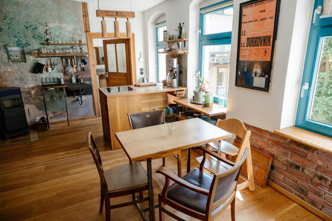 The Upholstery Tinyhouse Deluxe Eco Chalet Kreativ Citynah Chemnitz Bagian luar foto