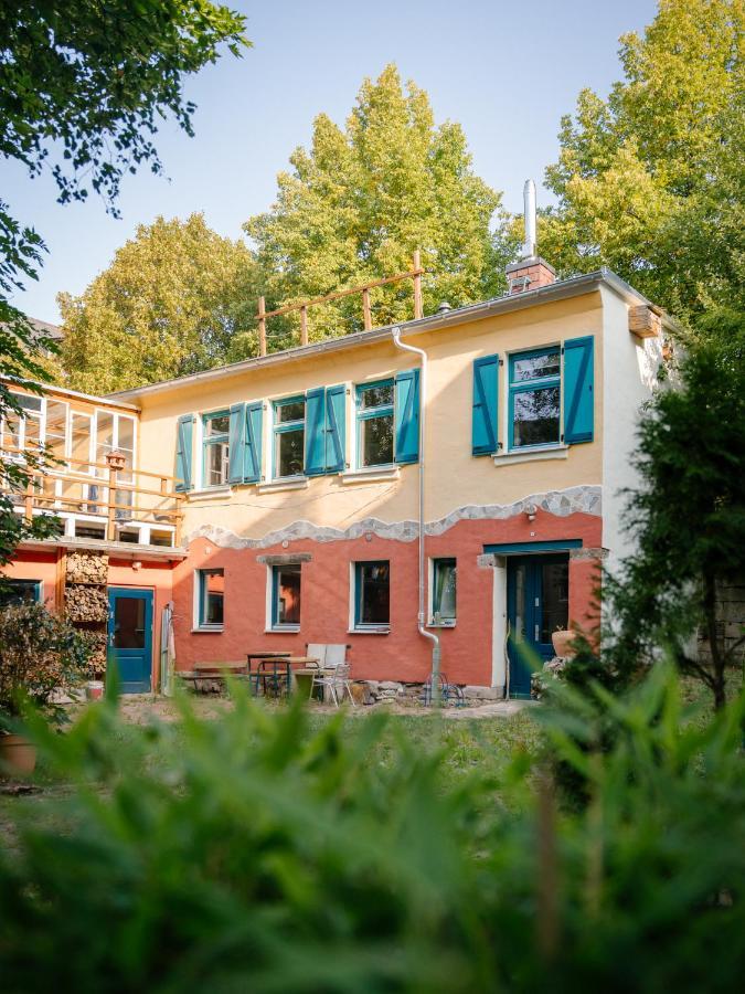 The Upholstery Tinyhouse Deluxe Eco Chalet Kreativ Citynah Chemnitz Bagian luar foto