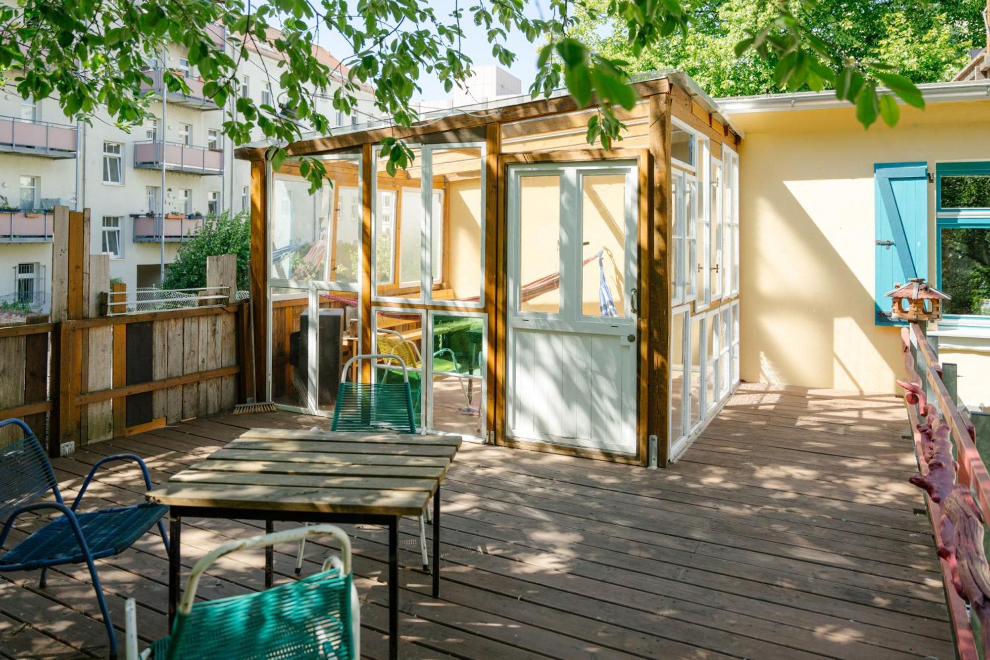 The Upholstery Tinyhouse Deluxe Eco Chalet Kreativ Citynah Chemnitz Bagian luar foto