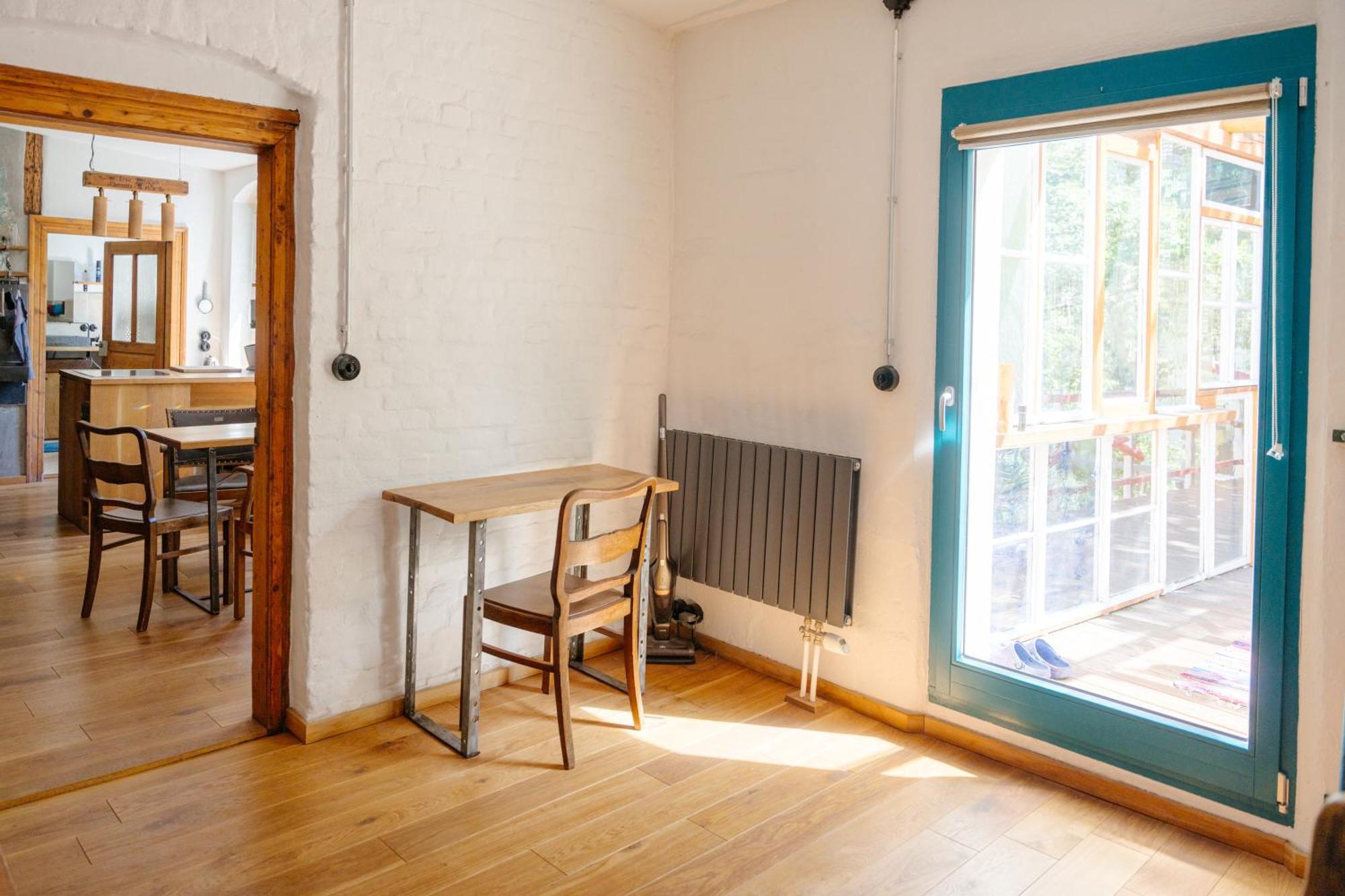 The Upholstery Tinyhouse Deluxe Eco Chalet Kreativ Citynah Chemnitz Bagian luar foto